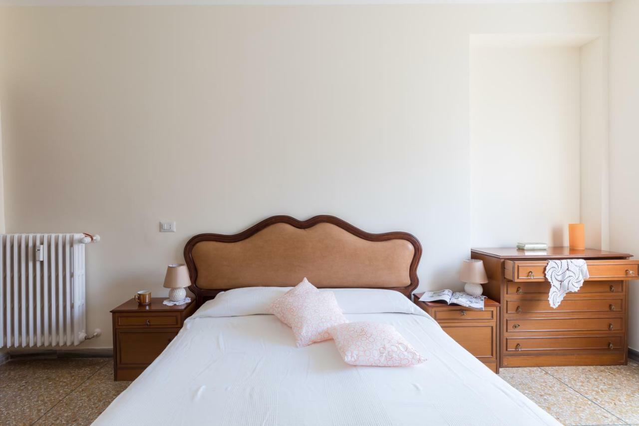Hortis Apartment, 5 Persone, 2 Camere, Balcone, Metro C E Tram Per Il Centro Rome Luaran gambar