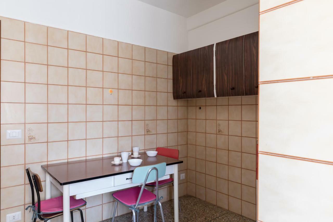 Hortis Apartment, 5 Persone, 2 Camere, Balcone, Metro C E Tram Per Il Centro Rome Luaran gambar