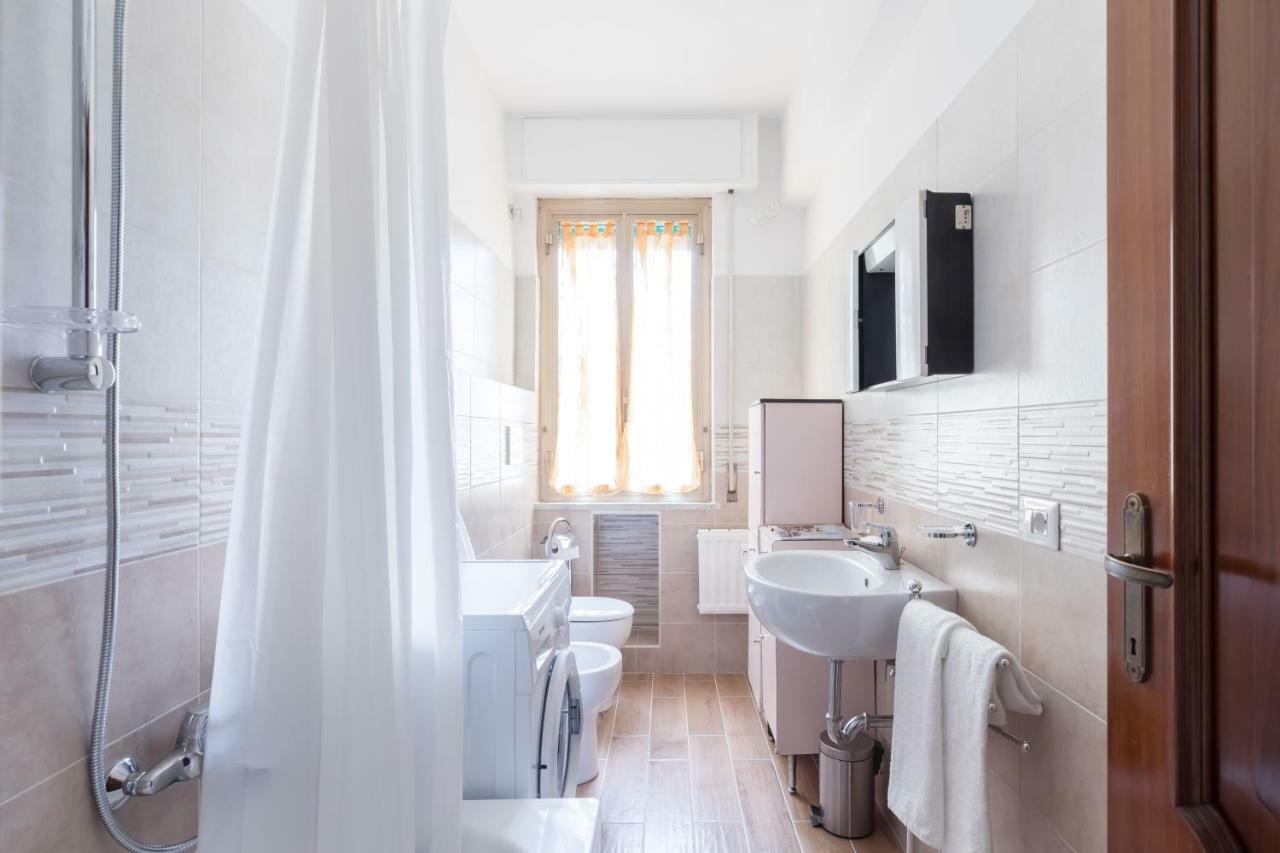 Hortis Apartment, 5 Persone, 2 Camere, Balcone, Metro C E Tram Per Il Centro Rome Luaran gambar