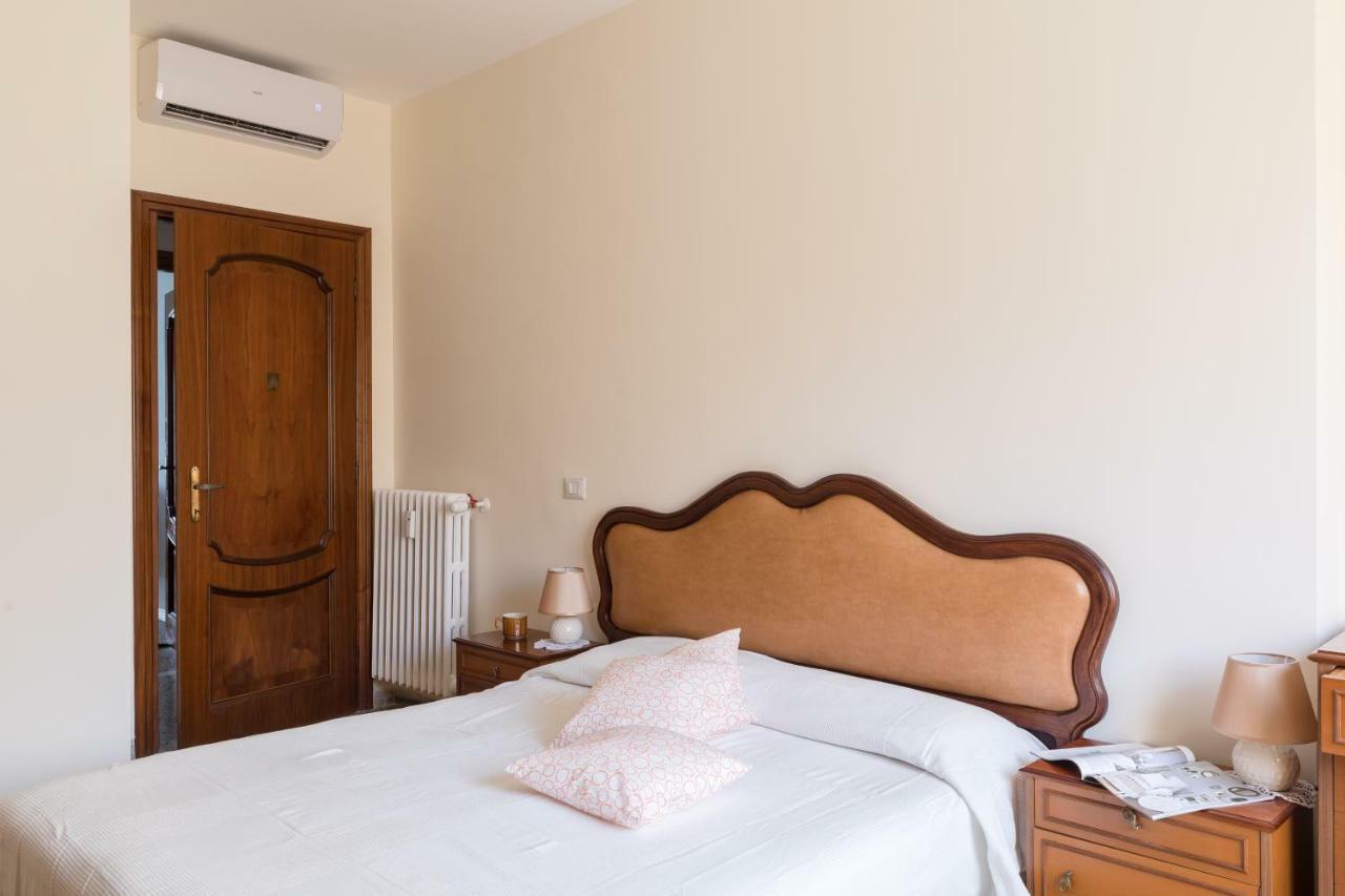 Hortis Apartment, 5 Persone, 2 Camere, Balcone, Metro C E Tram Per Il Centro Rome Luaran gambar